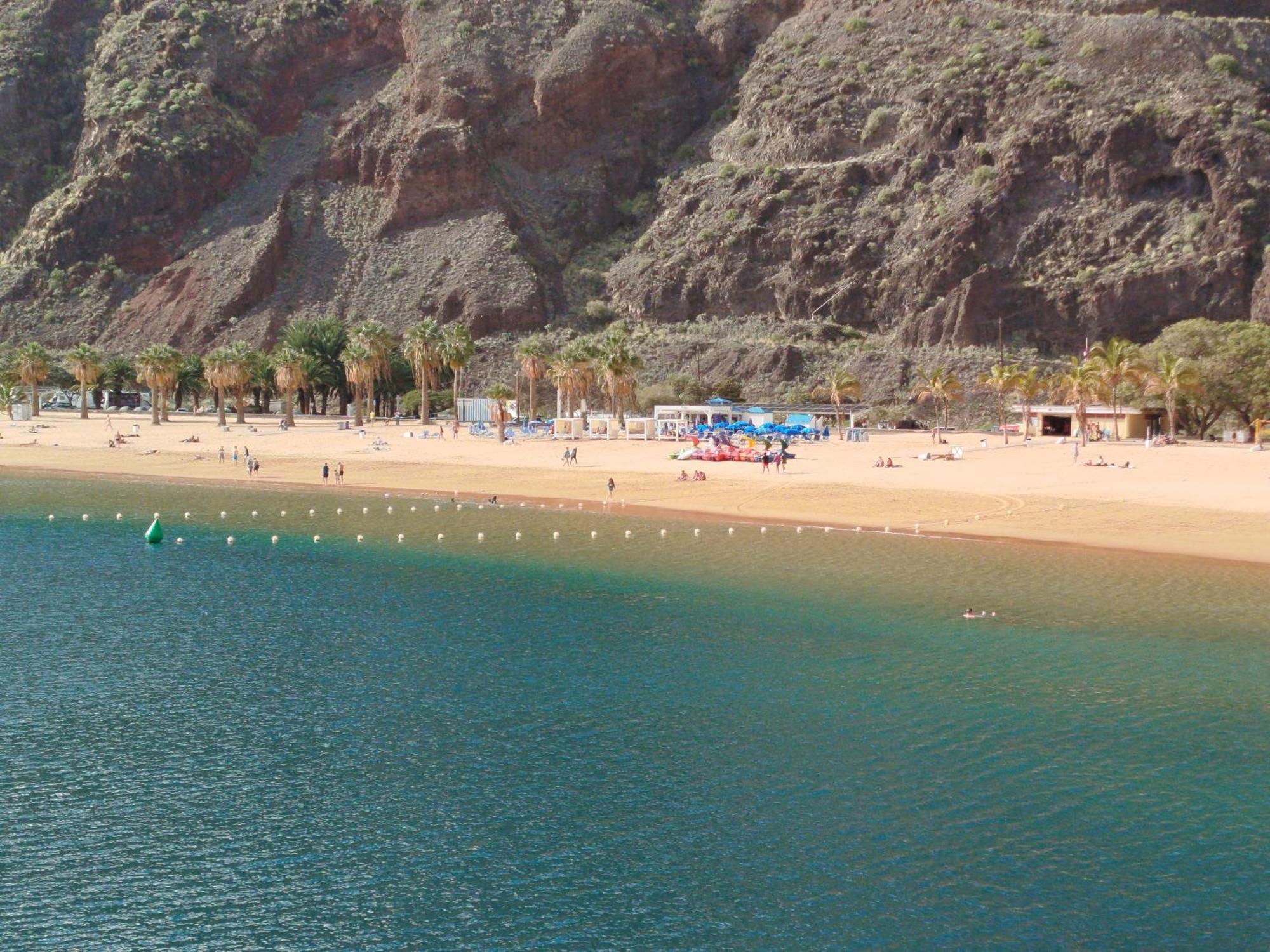 La Laguna Tur Luaran gambar